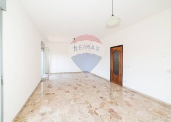 salone - Appartamento Via Pier Santi Mattarella
 
74, Belpasso - foto 24