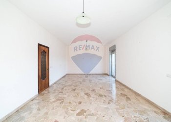 salone - Appartamento Via Pier Santi Mattarella
 
74, Belpasso - foto 25