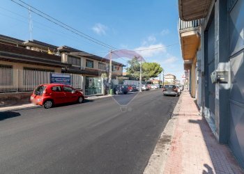 Edificio all\'aperto - Appartamento Via Pier Santi Mattarella
 
74, Belpasso - foto 32