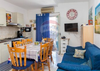 Sala da pranzo - Trilocale Via Vittorio Emanuele
 
104, Gravina di Catania - foto 5