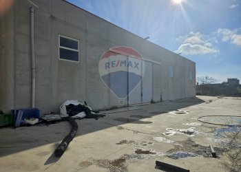 Edificio all\'aperto - Capannone contrada culmitella, Racalmuto - foto 2