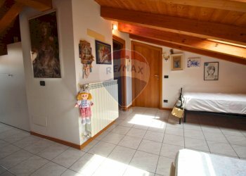 Camera / camera da letto - Quadrilocale VIA PEREGO
 
21, Calusco d'Adda - foto 20