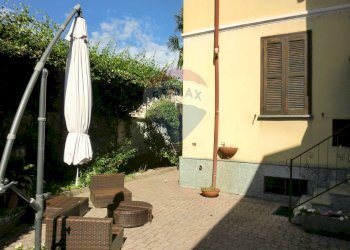 Terrazza - Trilocale via Fratelli Bricco
 
6, Cerano - foto 4