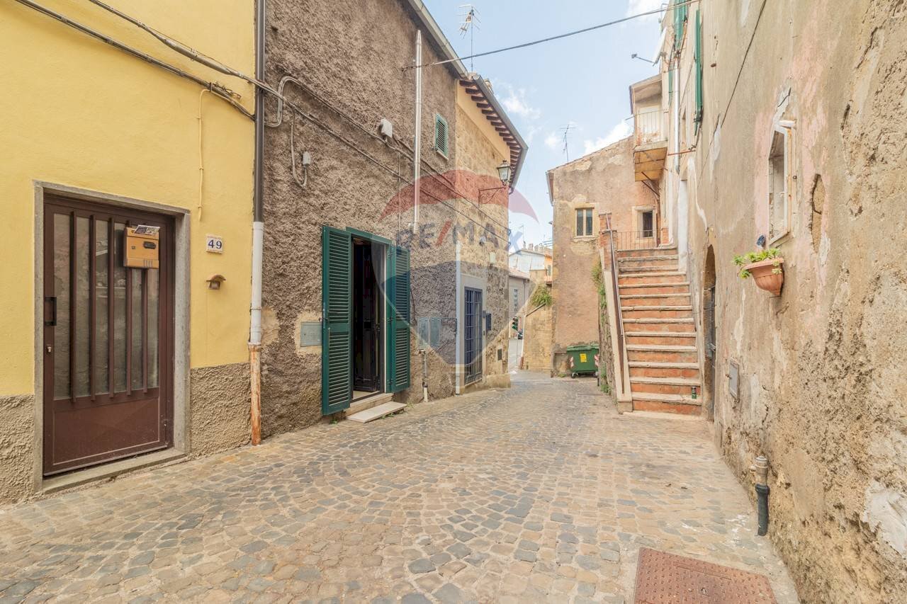 Casa all\'aperto - Bilocale Via Palestro
 
51, Ischia di Castro - foto 3