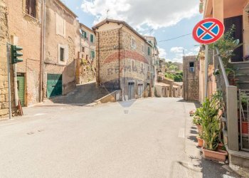 Edificio all\'aperto - Bilocale Via Palestro
 
51, Ischia di Castro - foto 2