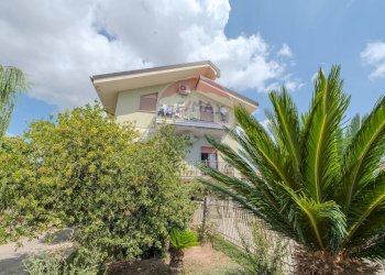 Casa all\'aperto - Villa Corso Vittorio Emanuele
 
3, Carinola - foto 4