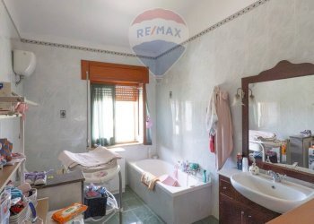 Bagno - Villa Corso Vittorio Emanuele
 
3, Carinola - foto 22
