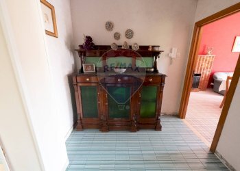 Hall / corridoio - Villa Corso Vittorio Emanuele
 
3, Carinola - foto 35