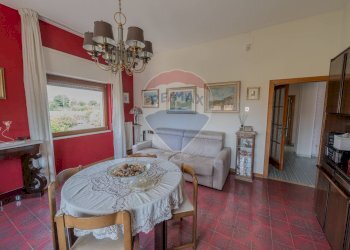 Sala da pranzo - Villa Corso Vittorio Emanuele
 
3, Carinola - foto 38