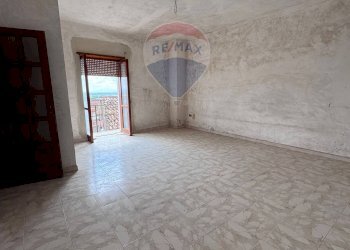 Stanza vuota - Casa semi indipendente Via Falerno
10, Falciano del Massico - foto 7