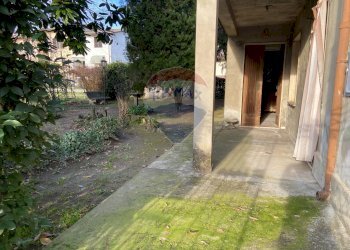 Giardino - Casa indipendente Strada Tartaglia
 
1, Cadeo - foto 10