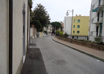 via di accesso - Trilocale via Laiolo 11, Spotorno - foto 2