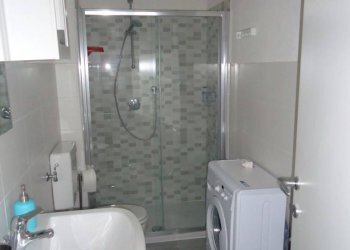bagno - Three-room apartment via Laiolo 11, Spotorno - photo 9