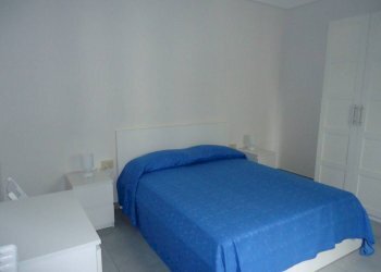 camera matrimoniale - Three-room apartment via Laiolo 11, Spotorno - photo 13