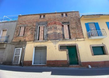 Edificio all\'aperto - Casa semi indipendente Formia - foto 1