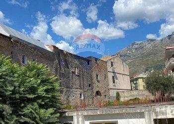 Edificio all\'aperto - Casa semi indipendente Formia - foto 2