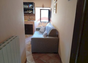 Soggiorno - Quadrilocale Via Fontana Nuova
 
16, Barrea - foto 9