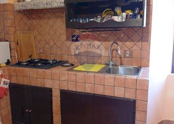 Cucina - Quadrilocale Via Fontana Nuova
 
16, Barrea - foto 13