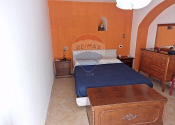 Camera / camera da letto - Quadrilocale Via Fontana Nuova
 
16, Barrea - foto 26