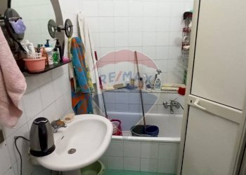 Bagno - Bilocale Via Andrea Chiaramonte
 
41, Palermo - foto 7