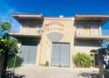 Casa all\'aperto - Casa indipendente Consorziale san Giacomo Piane Pozzi
 
35, Modica - foto 5