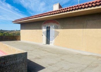 Casa all\'aperto - Casa indipendente Consorziale san Giacomo Piane Pozzi
 
35, Modica - foto 67