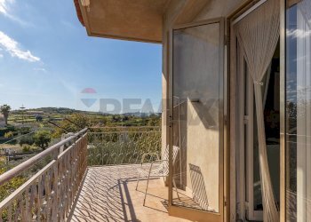 Balcone - Casa indipendente Consorziale san Giacomo Piane Pozzi
 
35, Modica - foto 28