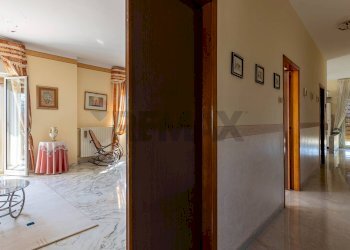 Hall / corridoio - Casa indipendente Consorziale san Giacomo Piane Pozzi
 
35, Modica - foto 35