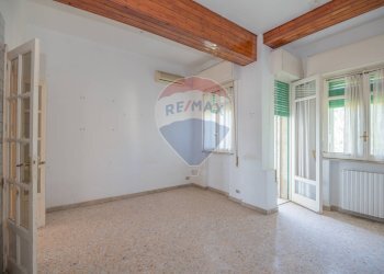 Stanza vuota - Appartamento VIA FILIPPO SILVESTRI
 
2, Ragusa - foto 20