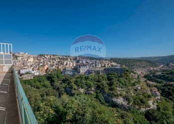 Edificio all\'aperto - Appartamento VIA FILIPPO SILVESTRI
 
2, Ragusa - foto 24