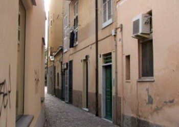 vista esterna - Bilocale vico Gioia Flavio, Spotorno - foto 1