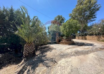 Giardino - Villa Contrada Niscima
 
snc, Caltanissetta - foto 8