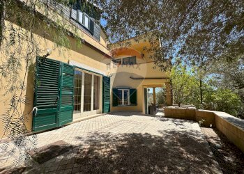 Terrazza - Villa Contrada Niscima
 
snc, Caltanissetta - foto 4