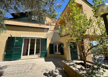 Casa all\'aperto - Villa Contrada Niscima
 
snc, Caltanissetta - foto 14