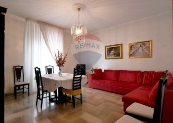 Sala da pranzo - Trilocale Strada Vela
 
91, Bari - foto 8