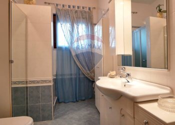 Bagno - Trilocale Strada Vela
 
91, Bari - foto 10