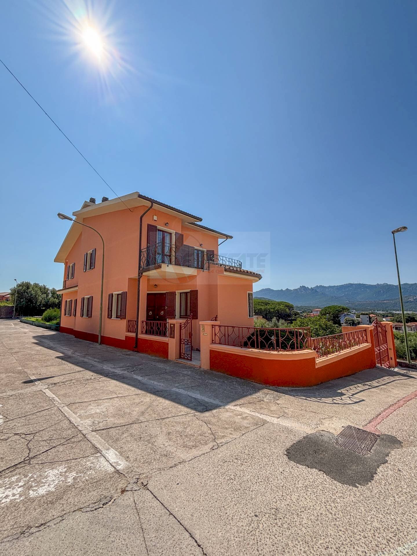 Foto 1 - Villa Via Olbia
 
4, Luras - foto 1