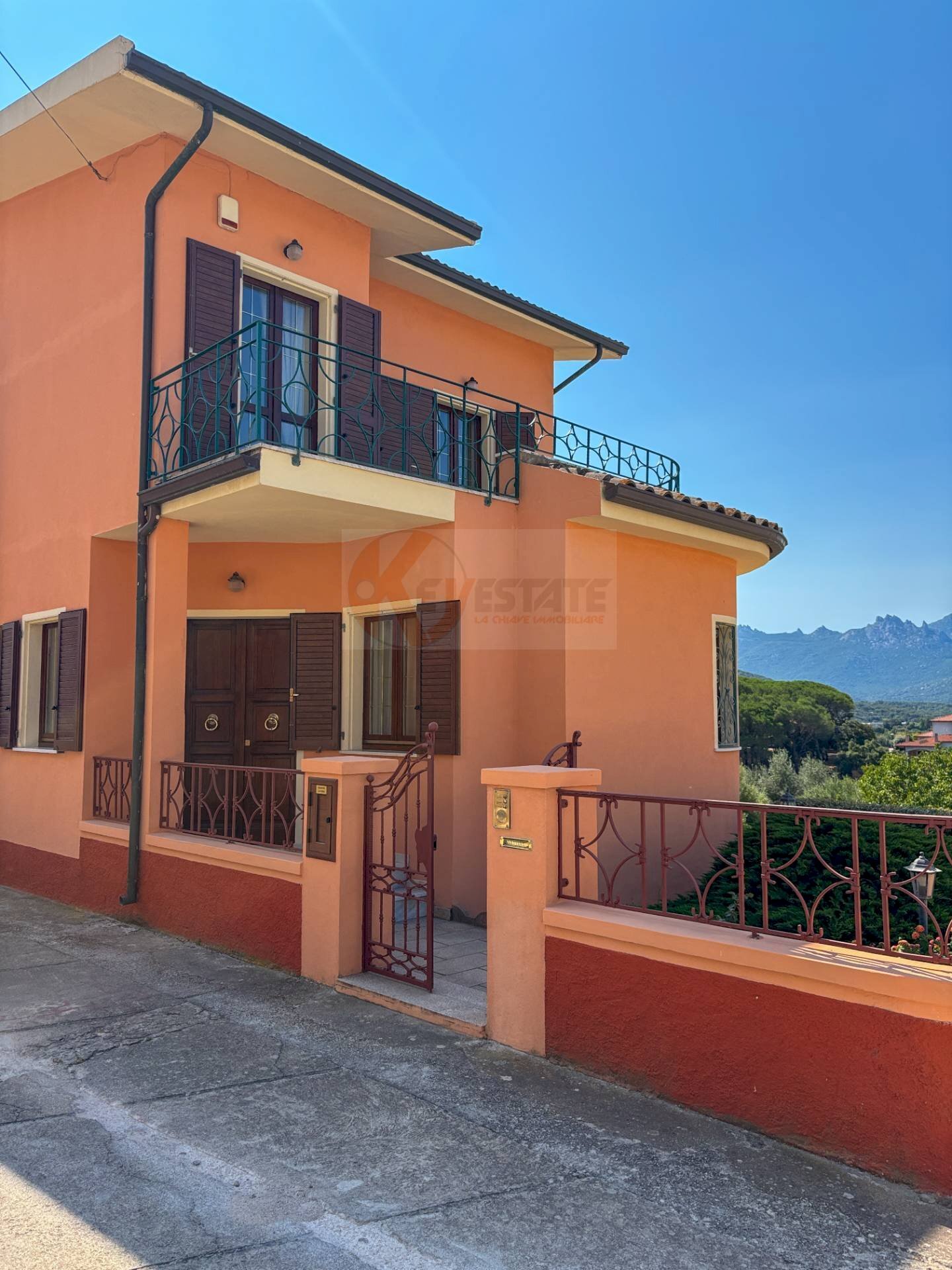 Foto 2 - Villa Via Olbia
 
4, Luras - foto 2