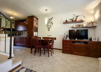 Foto 11 - Villa a Schiera Via Madre Teresa di Calcutta
 
451, Villa d'Ogna - foto 11