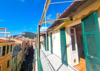 Foto 3 - Trilocale Via Colombo
 
47, Finale Ligure - foto 3