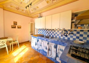 Foto 5 - Trilocale Via Colombo
 
47, Finale Ligure - foto 5