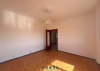 Foto 13 - Trilocale Viale Vittorio Veneto
 
35F, Carrù - foto 13