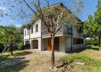 Porzione di casa Lugo - foto 1