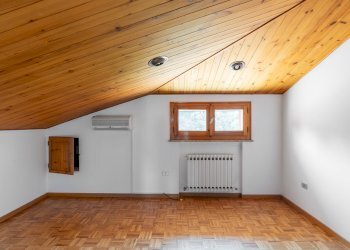 Porzione di casa Lugo - foto 9