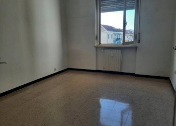 Camera da letto - Quadrilocale via Nizza, 219, Acqui Terme - foto 16
