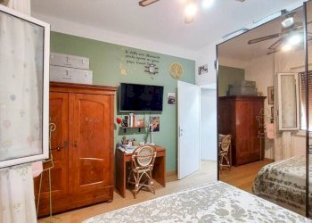 Camera da letto - Bilocale via Taggia, Genova - foto 31