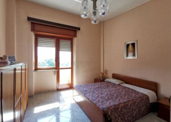 Camera da letto - Villa a Schiera Borgata Meinà, 16, Rubiana - foto 25