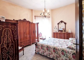 Camera da letto - Villa a Schiera Borgata Meinà, 16, Rubiana - foto 30