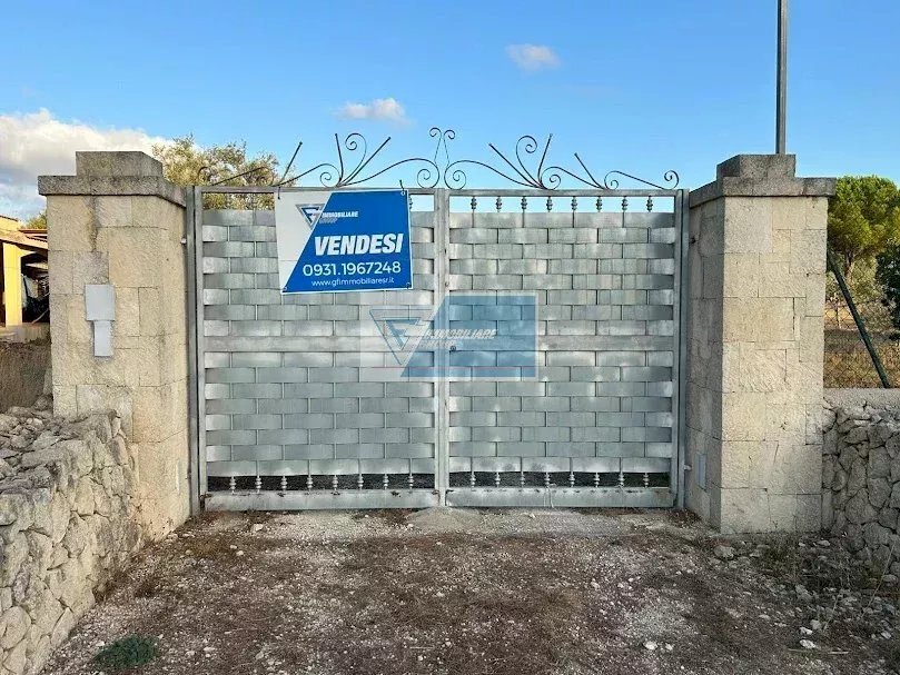 Agricultural land Noto - photo 1