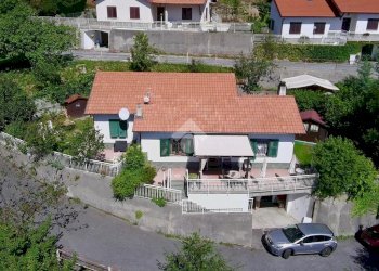 Villa Via Canova, Magliolo - foto 1